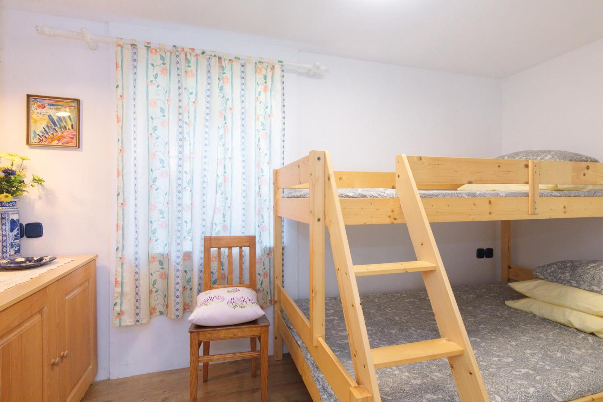 קרק Apartment Villa Marija, Pinezici מראה חיצוני תמונה